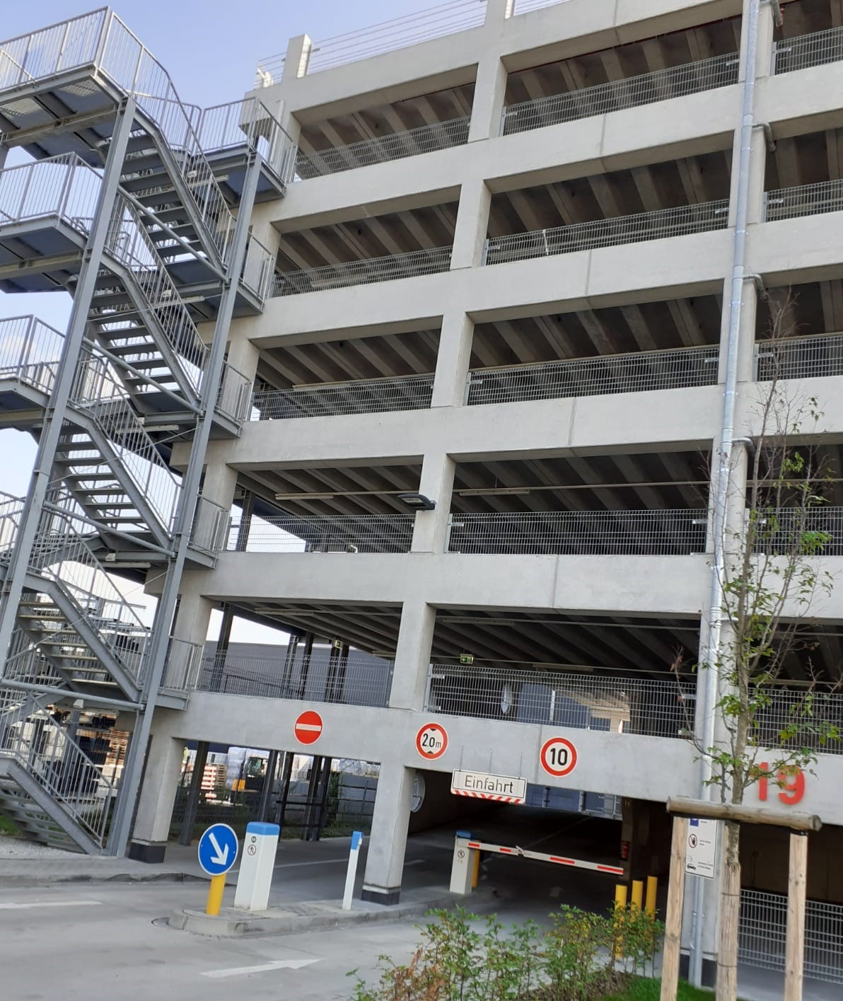 günstig parken mit parkeasy